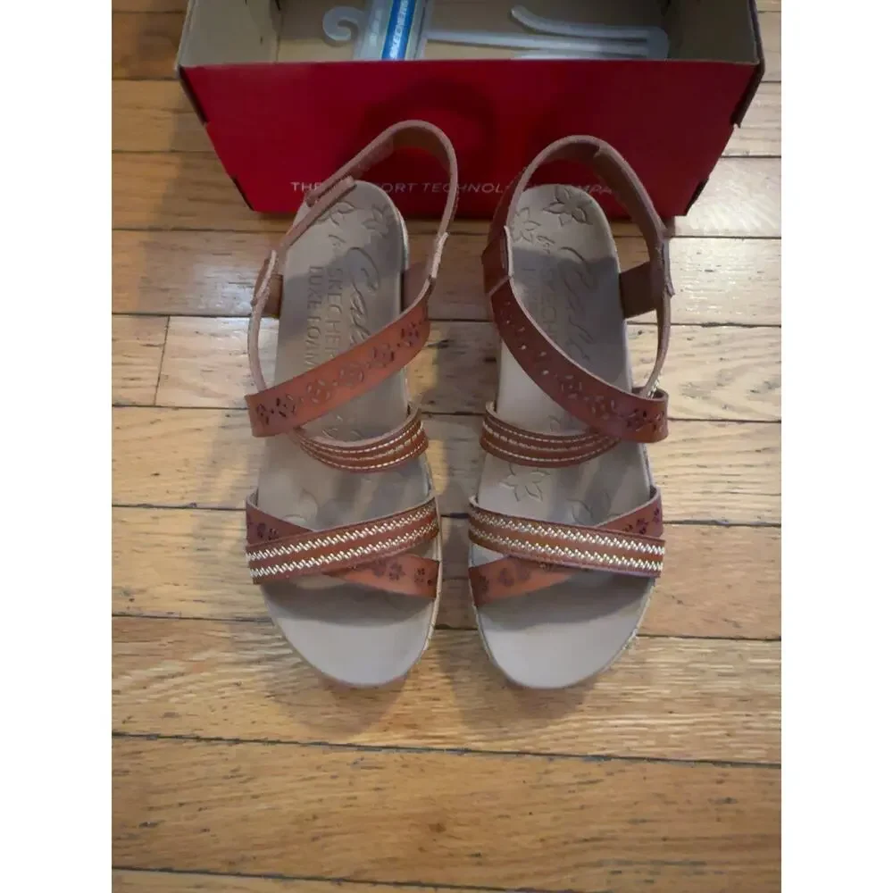 Skechers Arch Fit Beverlee Tiger Posse 2.0 Wedge Sandals Brown Women’s 7